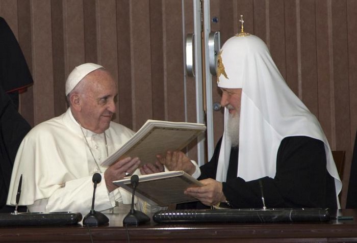 Tarixi hadisə - Papa ilk dəfə Patriarxla görüşdü (FOTOLAR - VİDEO)